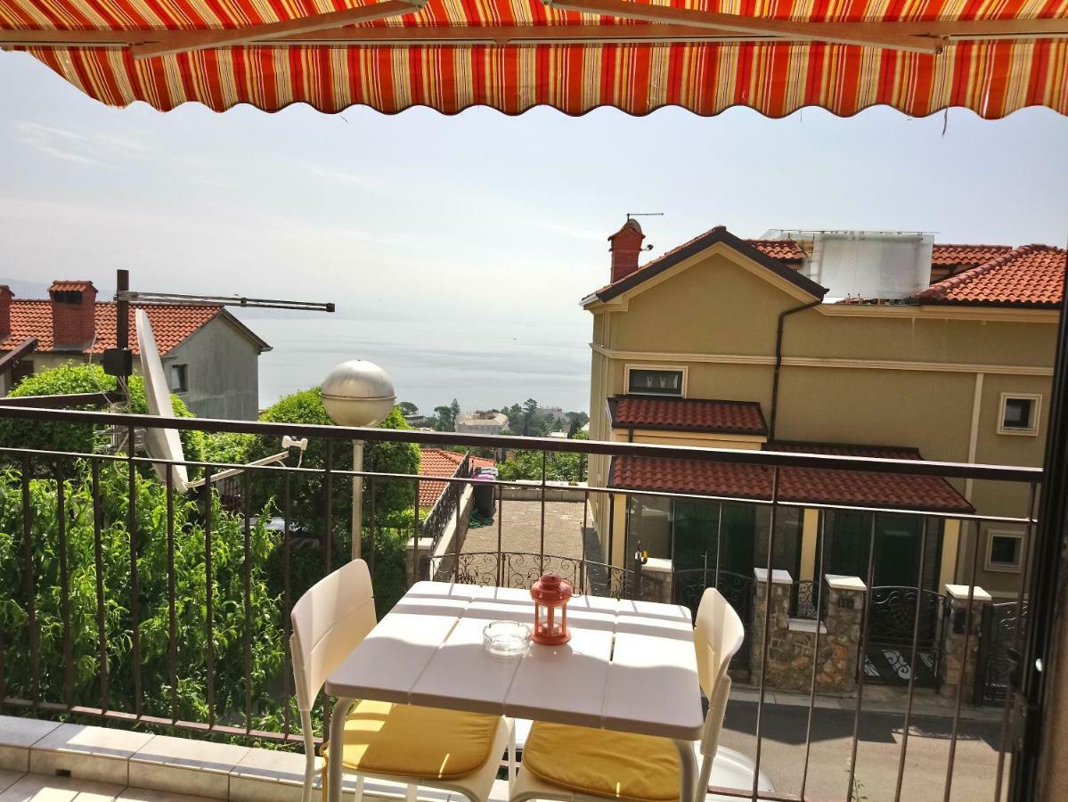 Charming Hill Apartment Opatija Exterior foto